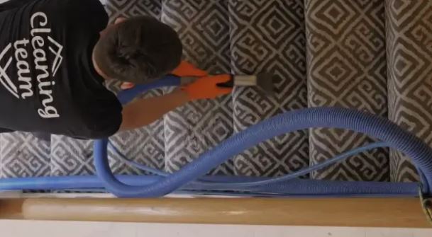 carpet cleaner