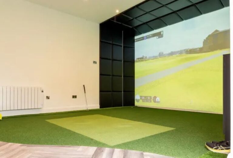 golf simulator modern garden rooms 768x521
